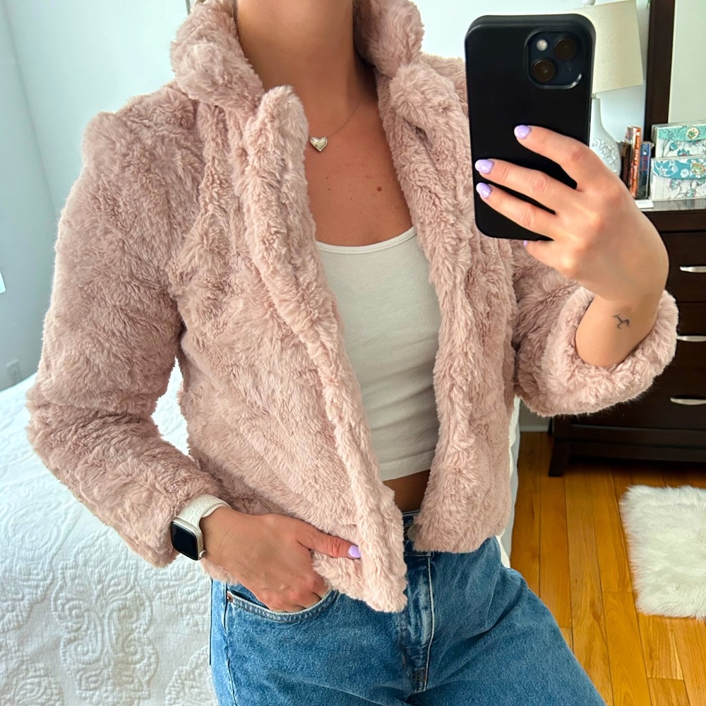 JOU JOU | faux fur crop jacket